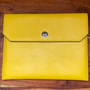 Bally Leather Passport Holder/Wallet/Clutch GWP